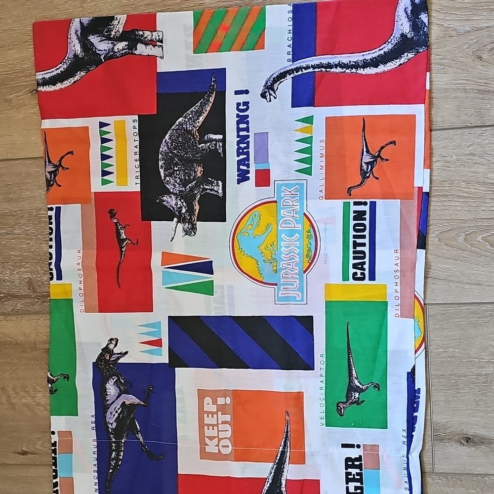 Vintage 1992 Jurassic Park Bedding - Picture 2 of 5
